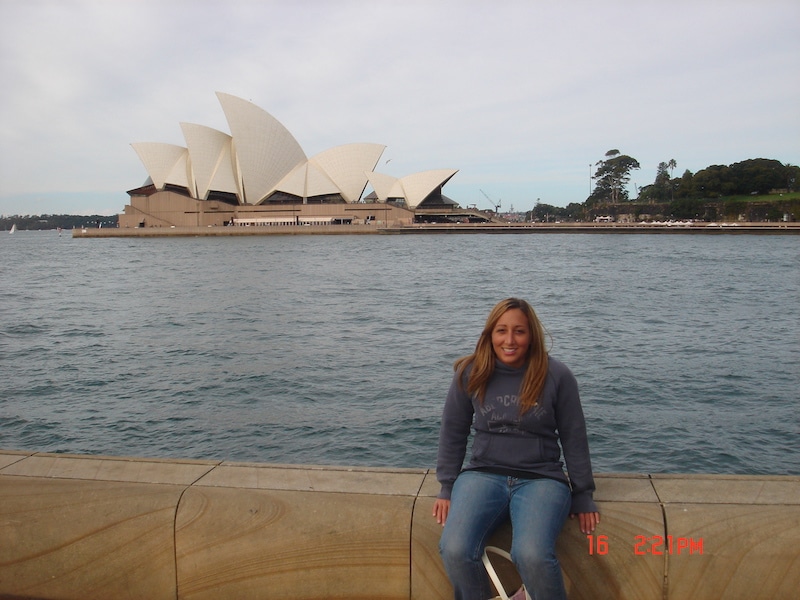 Girl in front of Sydney Opera House