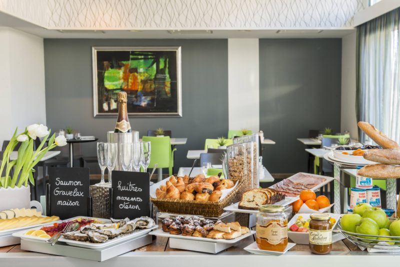 hotel breakfast buffets