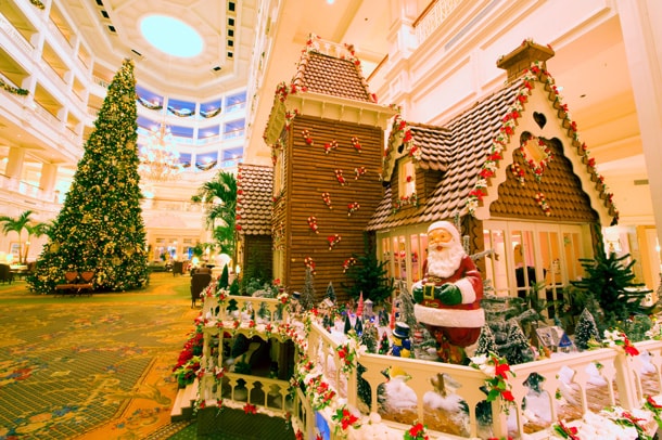 Fantastical Gingerbread Displays Decorate the Walt Disney World Resort |  Disney Parks Blog